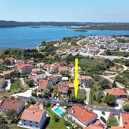 810 Hotel Ližnjan