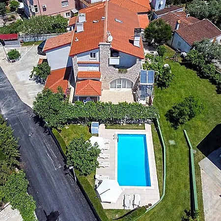 810 Hotel Ližnjan